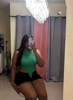 Alice - escort in Dammam Photo 2 of 2