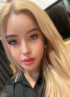 Alice kazhakstan - escort in Hong Kong Photo 17 of 20