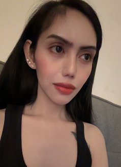 Alice Love Marie - Transsexual escort in Dubai Photo 12 of 19