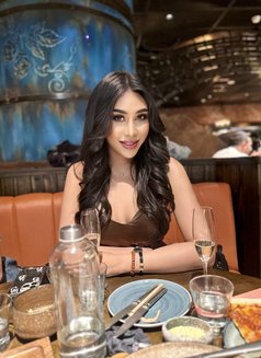 Alice Monster Cock - Acompañantes transexual in Abu Dhabi Photo 4 of 20