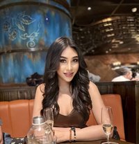 🦋 Alice Monster Cock - Transsexual escort in Abu Dhabi