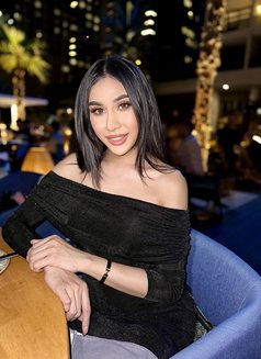 Alice Monster Cock - Acompañantes transexual in Abu Dhabi Photo 9 of 20