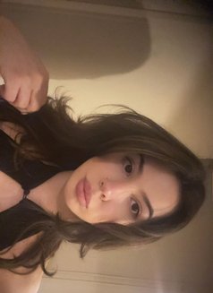 Alice (new number) - Transsexual escort in Riyadh Photo 13 of 13