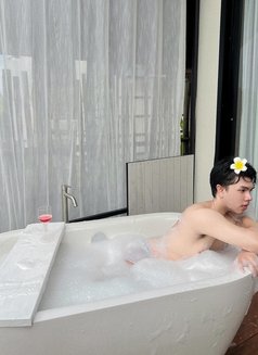 Alice omar big dick and big ass - Male escort in Riyadh Photo 11 of 12