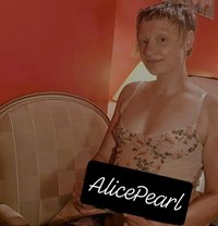 Alice Pearl - escort in Montreal