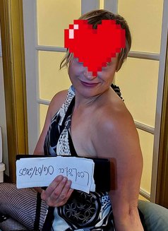 Alice Pearl - escort in Ottawa Photo 2 of 19