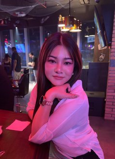 Alice Professional massage - escort in Al Manama Photo 6 of 7
