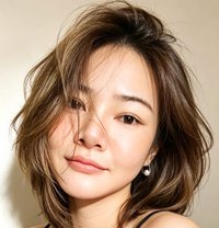 Alice Professional massage - escort in Al Manama Photo 13 of 14