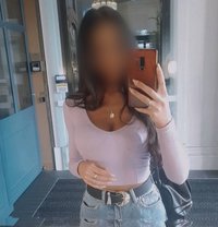 Alice Rose - masseuse in Tours