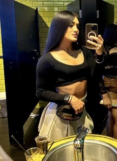 Alice Sophia Colombia TOP XXL - Transsexual escort in Dubai Photo 14 of 17