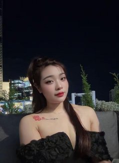 Alice stay Sukhumvit - escort in Bangkok Photo 5 of 6
