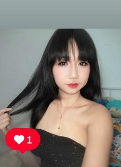 Alice - escort in Bangkok Photo 13 of 20