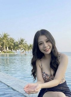 Alice - escort in Chiang Mai Photo 6 of 7