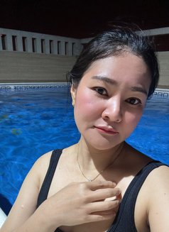 Alice - escort in Dammam Photo 4 of 4