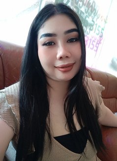 Alice - puta in Dammam Photo 3 of 4