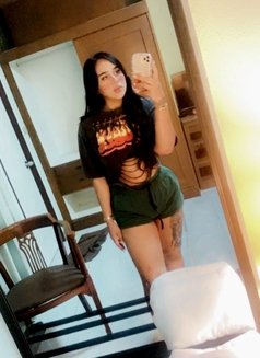 Alice - escort in Phuket Photo 6 of 7