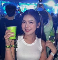 Alice in wander land - masseuse in Bangkok Photo 6 of 13