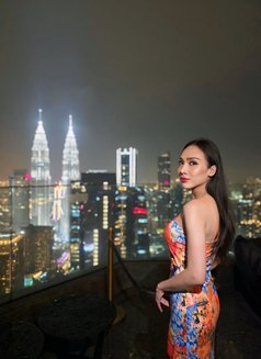 Alice - Acompañantes transexual in Bangkok Photo 7 of 8