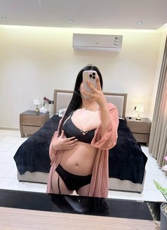 Alice πΉπ - masseuse in Khobar Photo 7 of 7