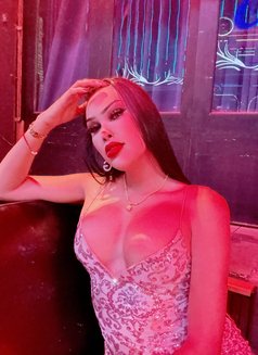 Alice - Transsexual escort in Pattaya Photo 6 of 8