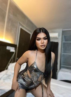 Alice (Threesome Sex) - Transsexual escort in Muscat Photo 5 of 12