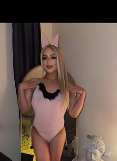 Alice - Transsexual escort in Riyadh Photo 5 of 5