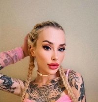 Alice - escort in Dubai