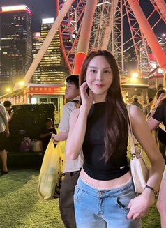 Alice - puta in Osaka Photo 9 of 9