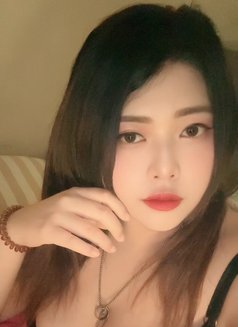 Alice Young - escort in Doha Photo 6 of 6