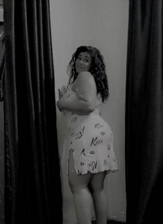 Alicia - escort in N'Djamena Photo 4 of 7
