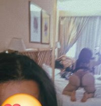 Alicia - escort in Pau