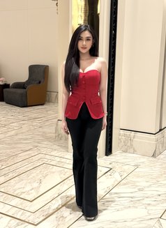Alicia - escort in Bali Photo 8 of 8