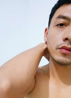 Aliee - Male escort in Bali Photo 1 of 6