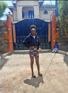 Alifia - puta in Nairobi Photo 3 of 3