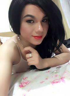 Alika - Transsexual escort in Jakarta Photo 2 of 6