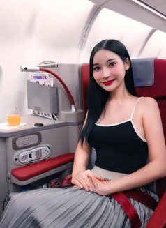 Alin - escort in Osaka Photo 17 of 21