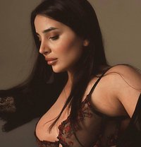 ALINA ♥ 19yo BIG ASS ♥ HORNY BABY - puta in Al Manama