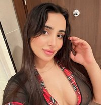 ALINA ♥ 19yo BIG ASS ♥ HORNY BABY - puta in Al Manama Photo 2 of 13