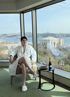 Alina Babyboy - Transsexual escort in İstanbul Photo 6 of 9