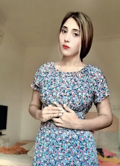 Alina Butt Pakistani - puta in Al Manama Photo 11 of 11