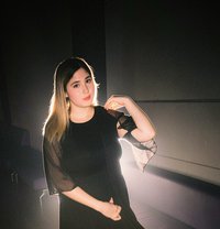 Alina Butt Pakistani - escort in Al Manama