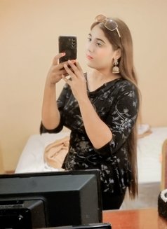 Alina Butt Pakistani - escort in Muscat Photo 8 of 10