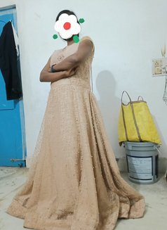 Alina Cam Show Real Meet - escort in Hyderabad Photo 2 of 4