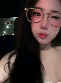 Alina - escort in Doha Photo 2 of 12