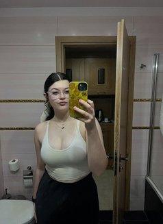 Alina Escort Doorstep Incall 24*7 - puta in Phuket Photo 1 of 4