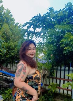 Alina - escort in New Delhi Photo 1 of 5