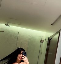Alina - escort in Dubai Photo 7 of 8