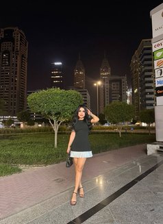 Alina - puta in Dubai Photo 8 of 8