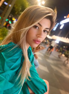 Alina Gfe ๐บ๐ฆ - escort in Bangkok Photo 8 of 8