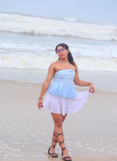 Alina - Transsexual escort in Bangalore Photo 7 of 9